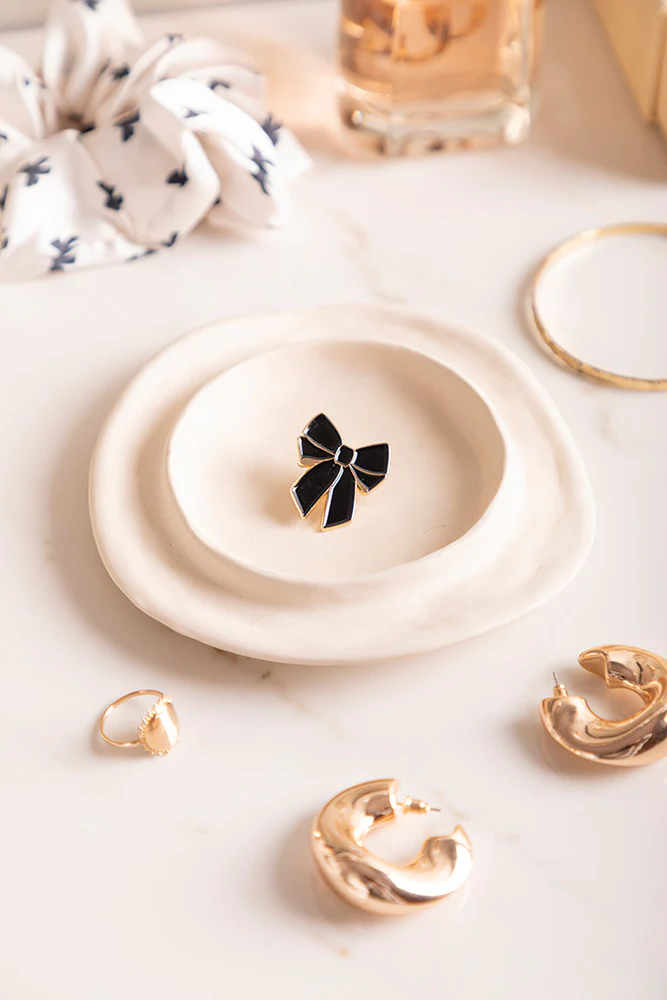 Black Bow - Pins - Image 2
