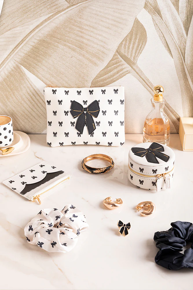 Black Bow - Pins - Image 3