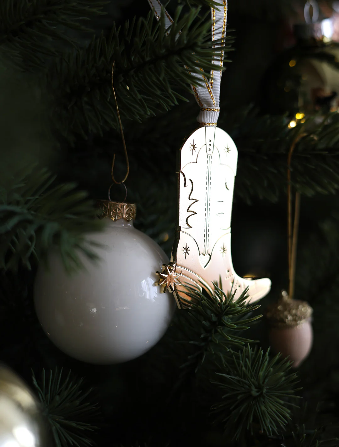 Gold Santiag - Christmas ornament - Image 3