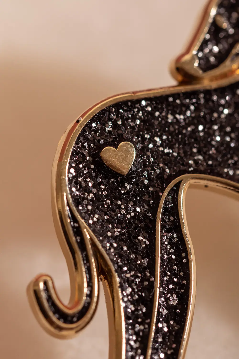 Greyhound - Pins - Image 3