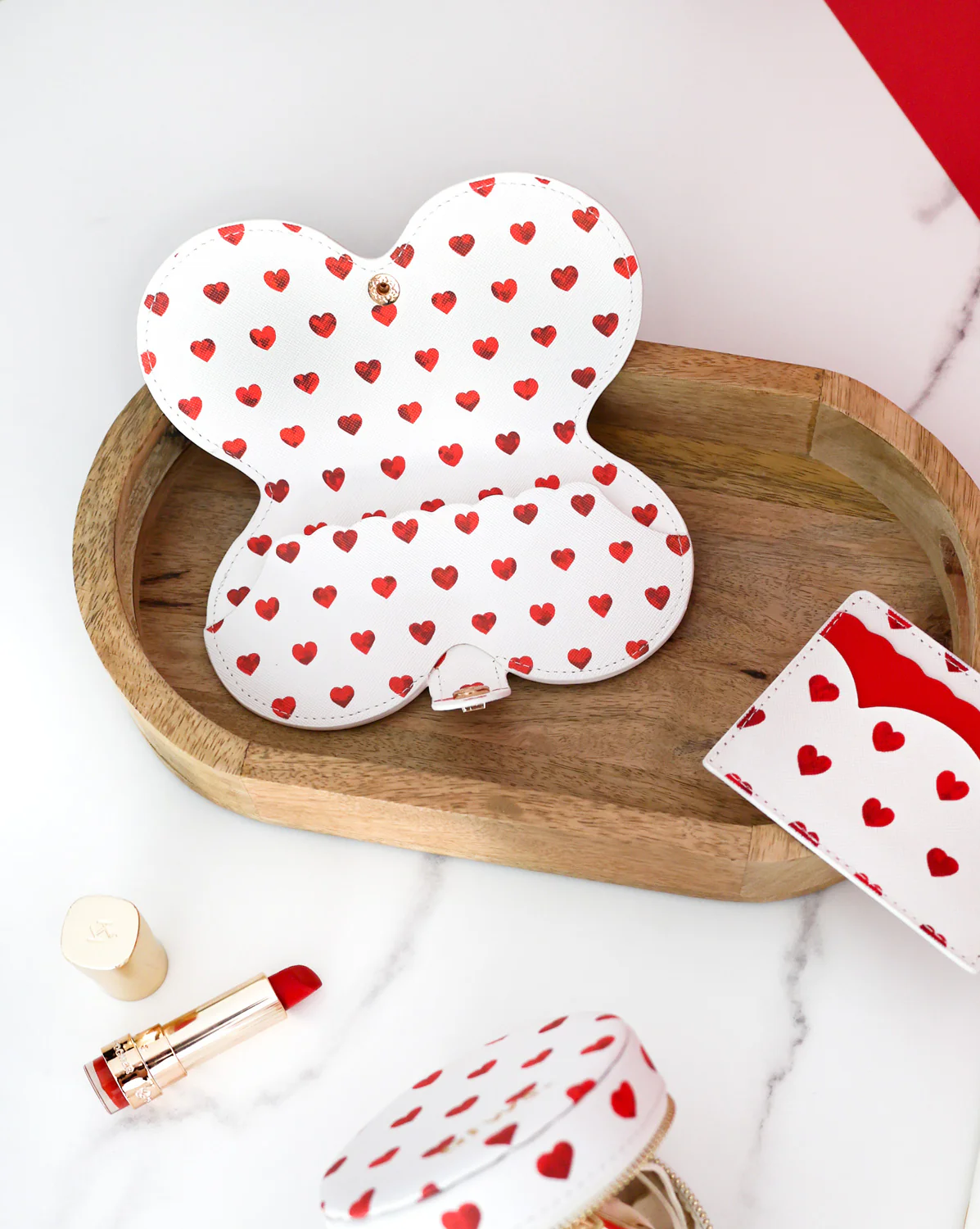 Red hearts - Clip Case - Image 8